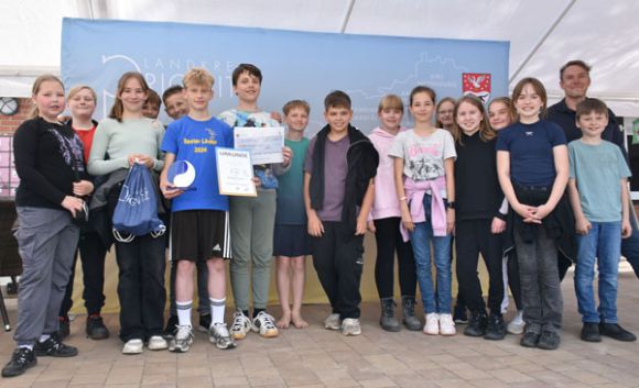 „Recycling-Gänse“ aus Putlitz gingen bei der Auftaktveranstaltung als erste an den Start und gewannen dann auch den ersten Tagespokal. Foto: Landkreis Prignitz