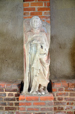 Sandsteinfigur des sogenannten Heiligen Laurentius auf der Plattenburg (Foto: LK Prignitz) Sandsteinfigur des sogenannten Heiligen Laurentius auf der Plattenburg (Foto: LK Prignitz)